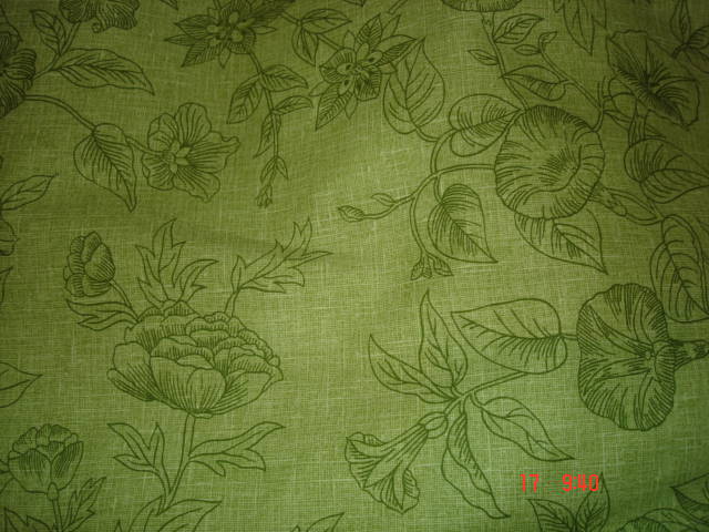 tissu coton motif fleurs/fond vert 3x1,50m (KL2).